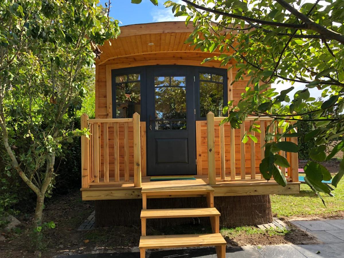 Roulotte Gites O Bien-Etre: Beachside Wellness Retreat Porspoder Exterior photo